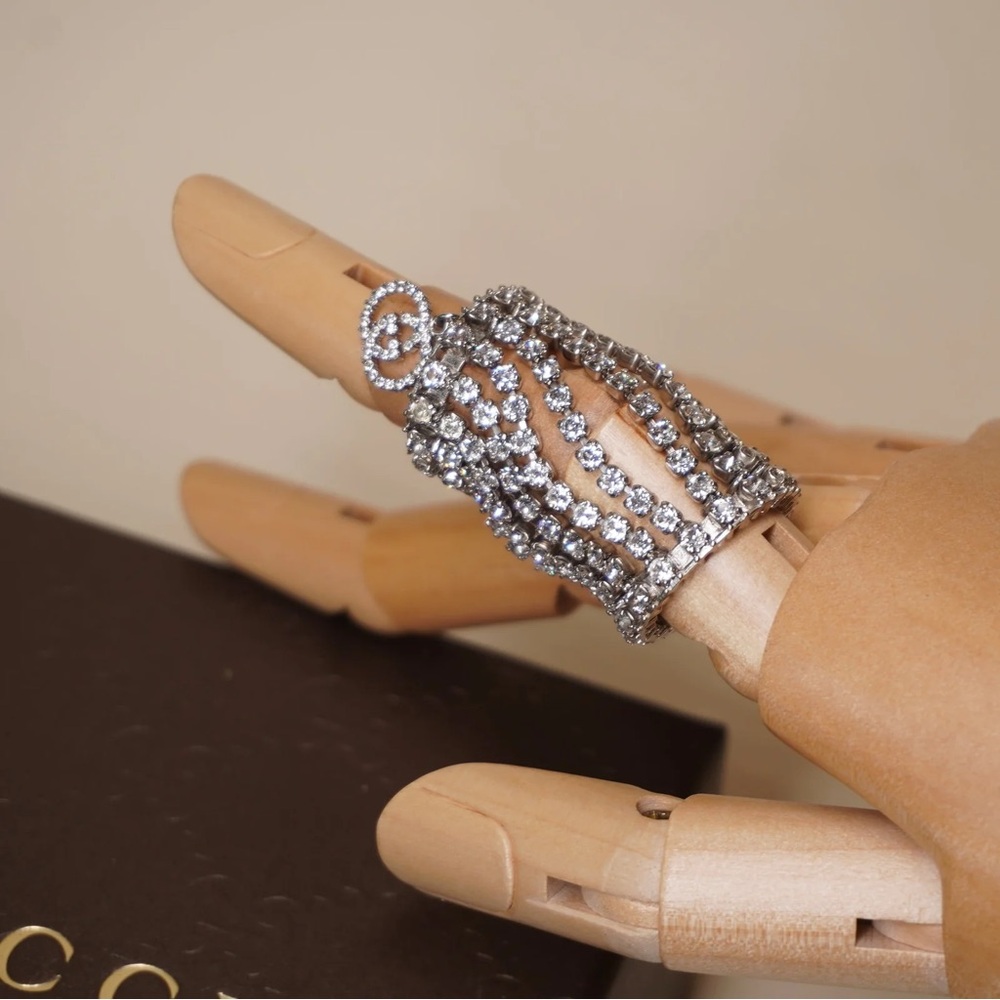 Gucci Silver Crystal Embellished Ring - Picture 2 of 7
